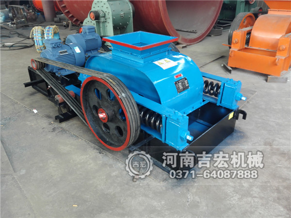 雙齒輥破碎機(jī)的細(xì)節(jié)維護(hù)需要幾步？