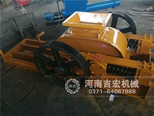 石灰石對輥破碎機(jī)