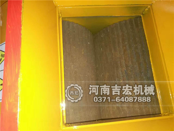 齒輥破碎機(jī)廠家哪家好？認(rèn)準(zhǔn)吉宏機(jī)械,品質(zhì)有保障！