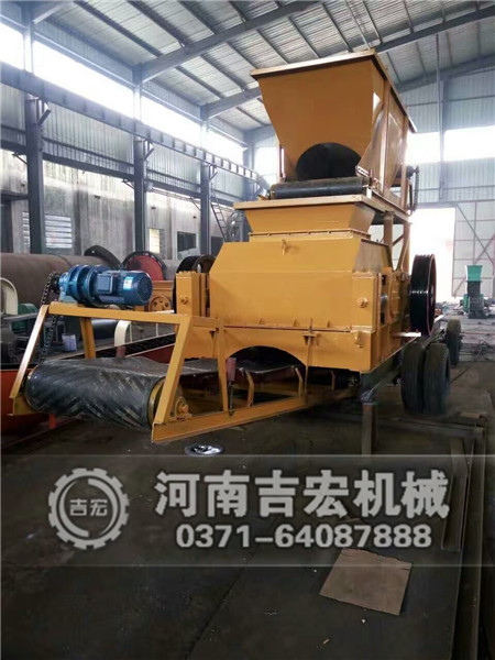 900×1200移動雙齒輥破碎機(jī)發(fā)往西安