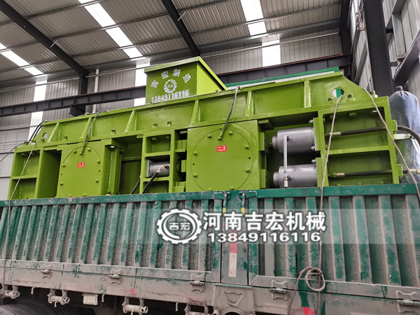 硅錳合金雙齒輥破碎機：專為脆硬合金設(shè)計的均勻破碎解決方案！