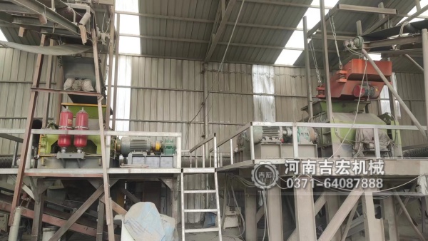 為商混站提供高品質(zhì)機(jī)制砂解決方案：對(duì)輥制砂機(jī)的核心優(yōu)勢(shì)解析！