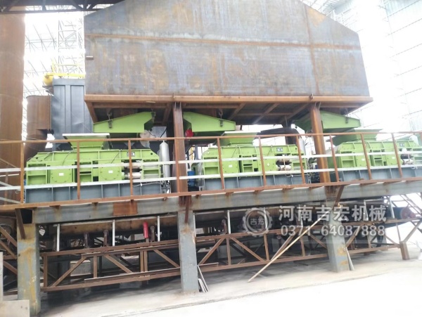 玄武巖對輥破碎機可以制砂嗎？出料0-4.75mm可調(diào),成品達機制砂標準！